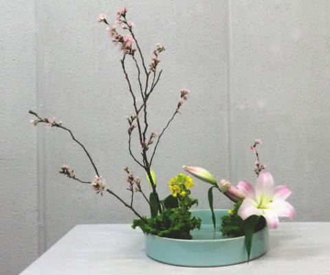 生け花作品写真みせます! ｜ 草月流生け花教室スタジオF